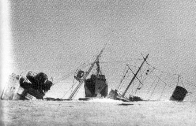 Sperrbrecher 166 ex Schirmeck coul&eacute; le 30 Mai 1942