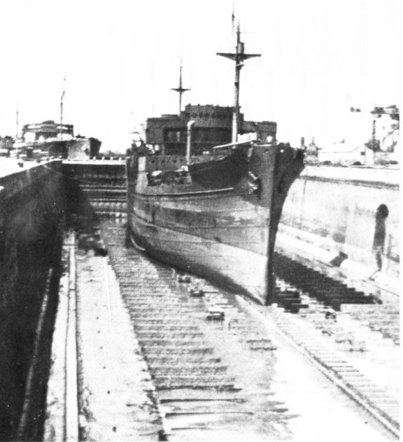 Tro&szlig;schiff Uckermark (Archives Gr&ouml;ner)